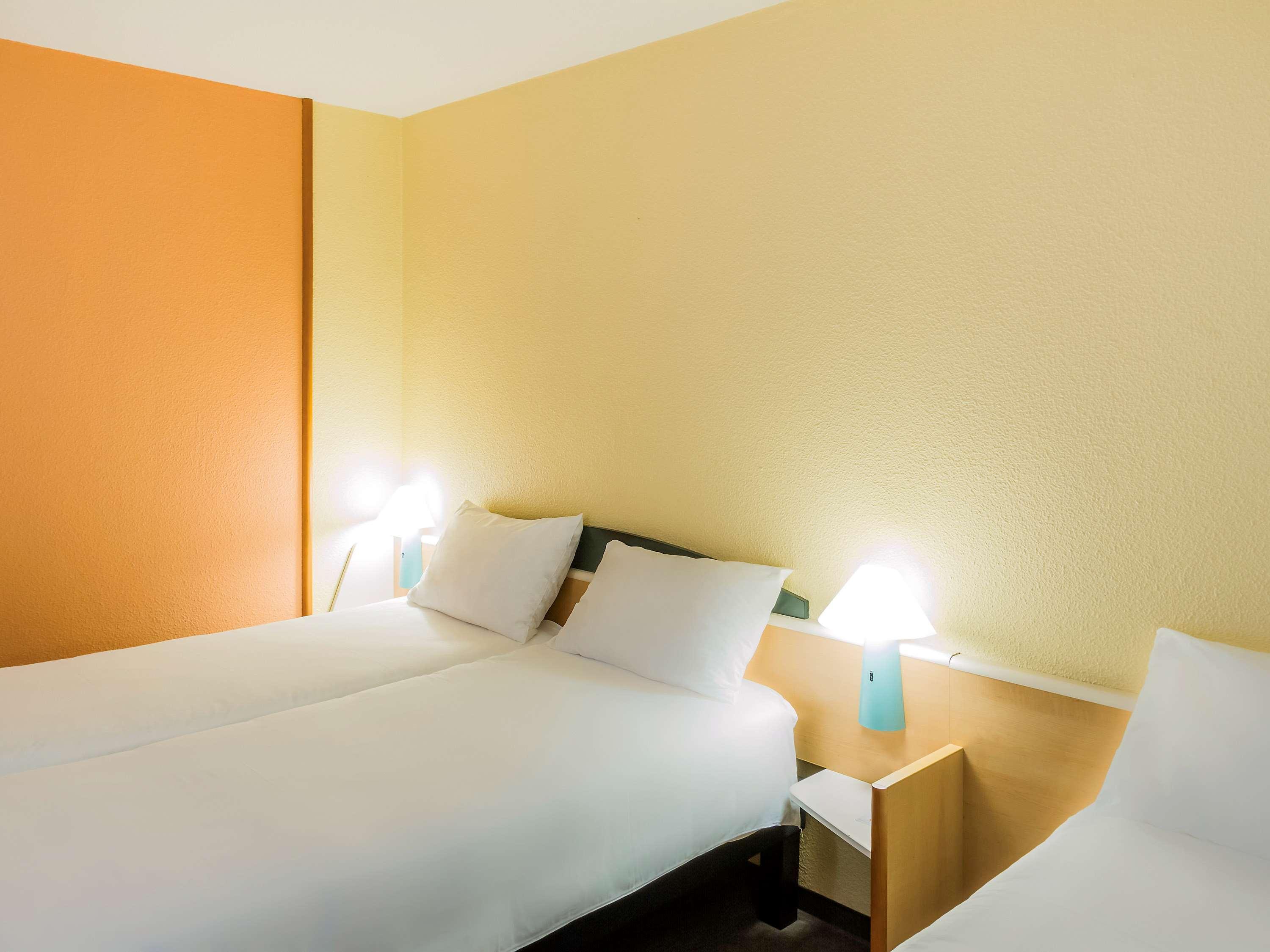Hotel Ibis Porto Sao Joao Luaran gambar