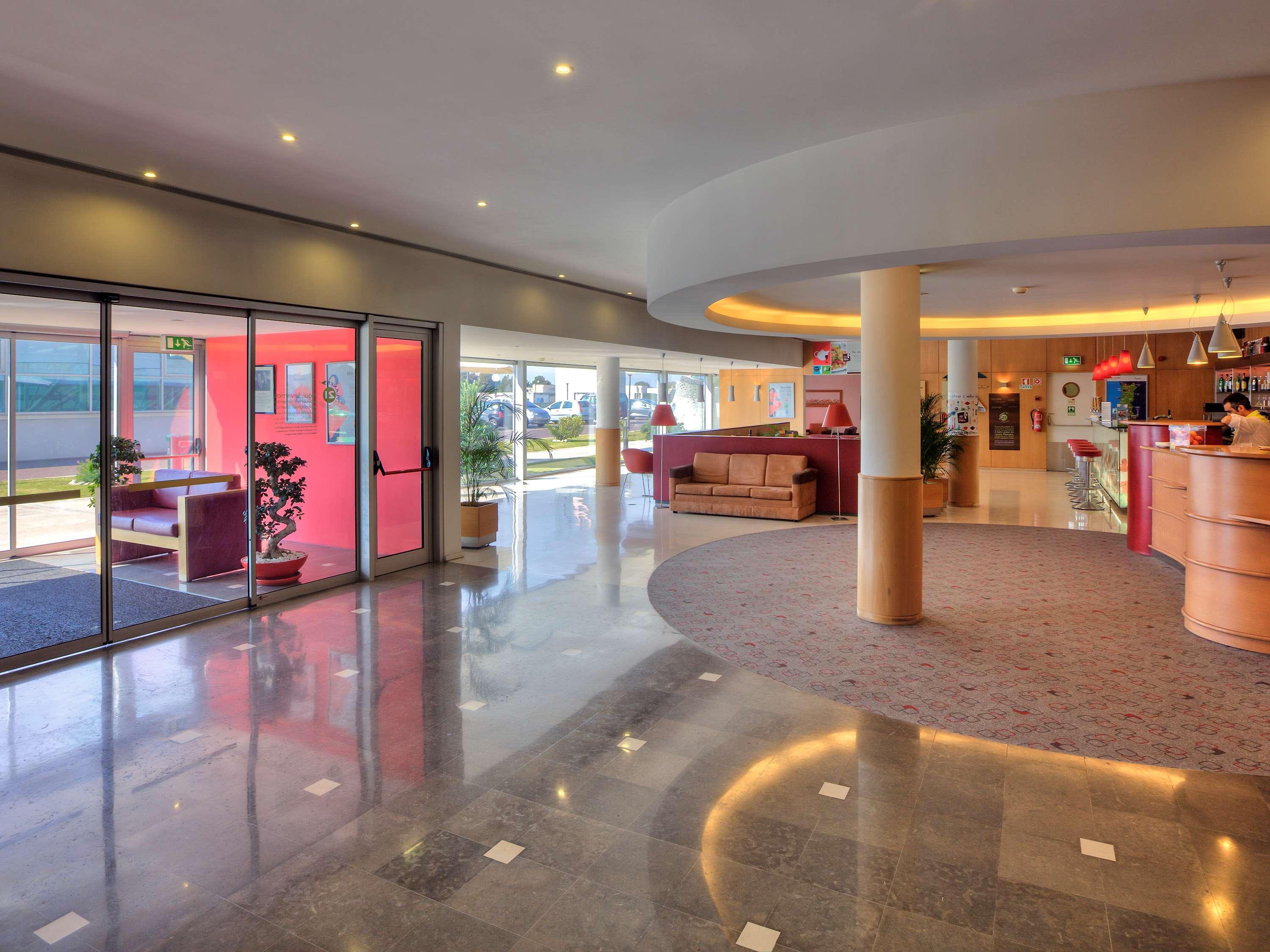 Hotel Ibis Porto Sao Joao Luaran gambar