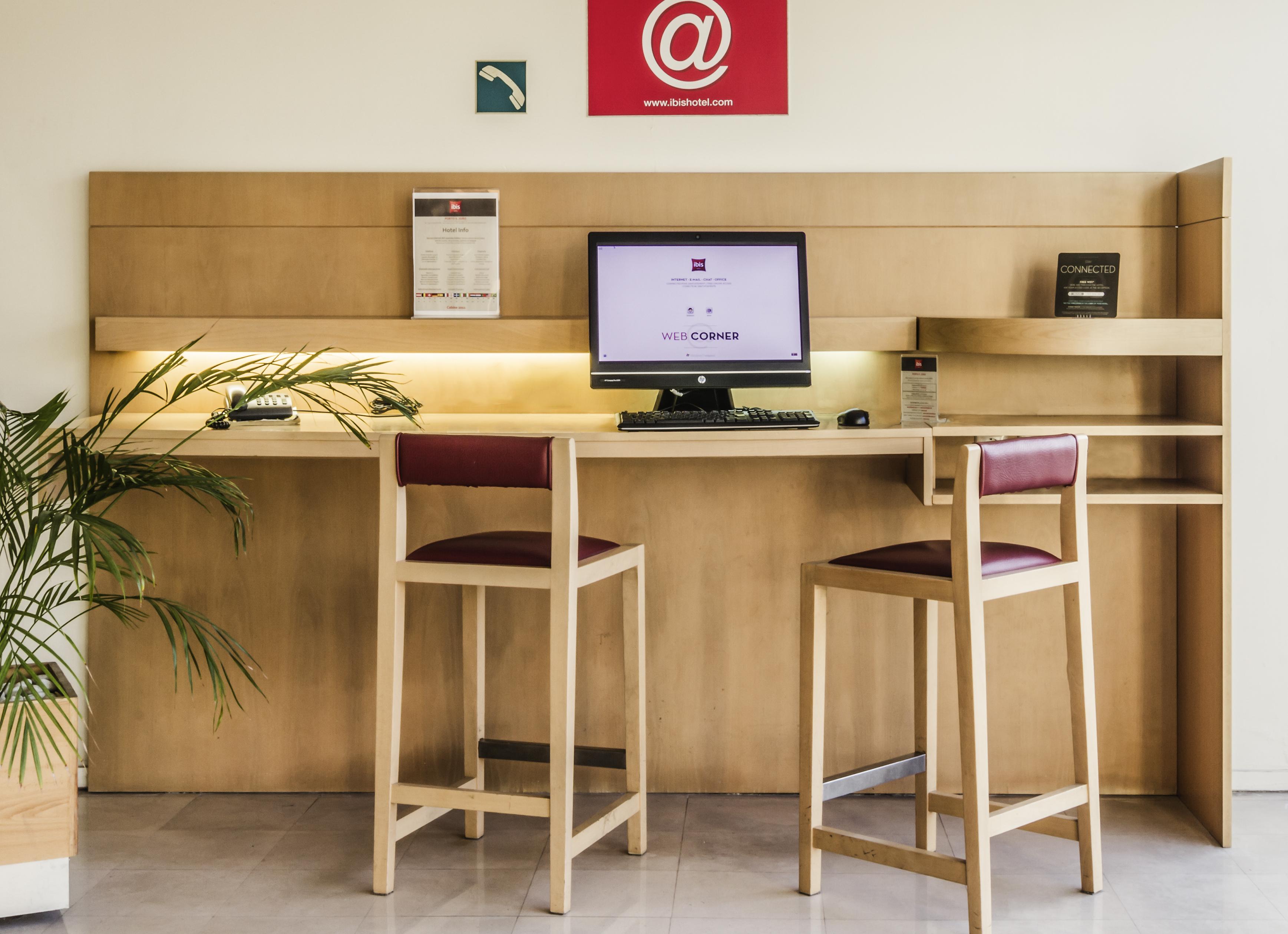 Hotel Ibis Porto Sao Joao Luaran gambar