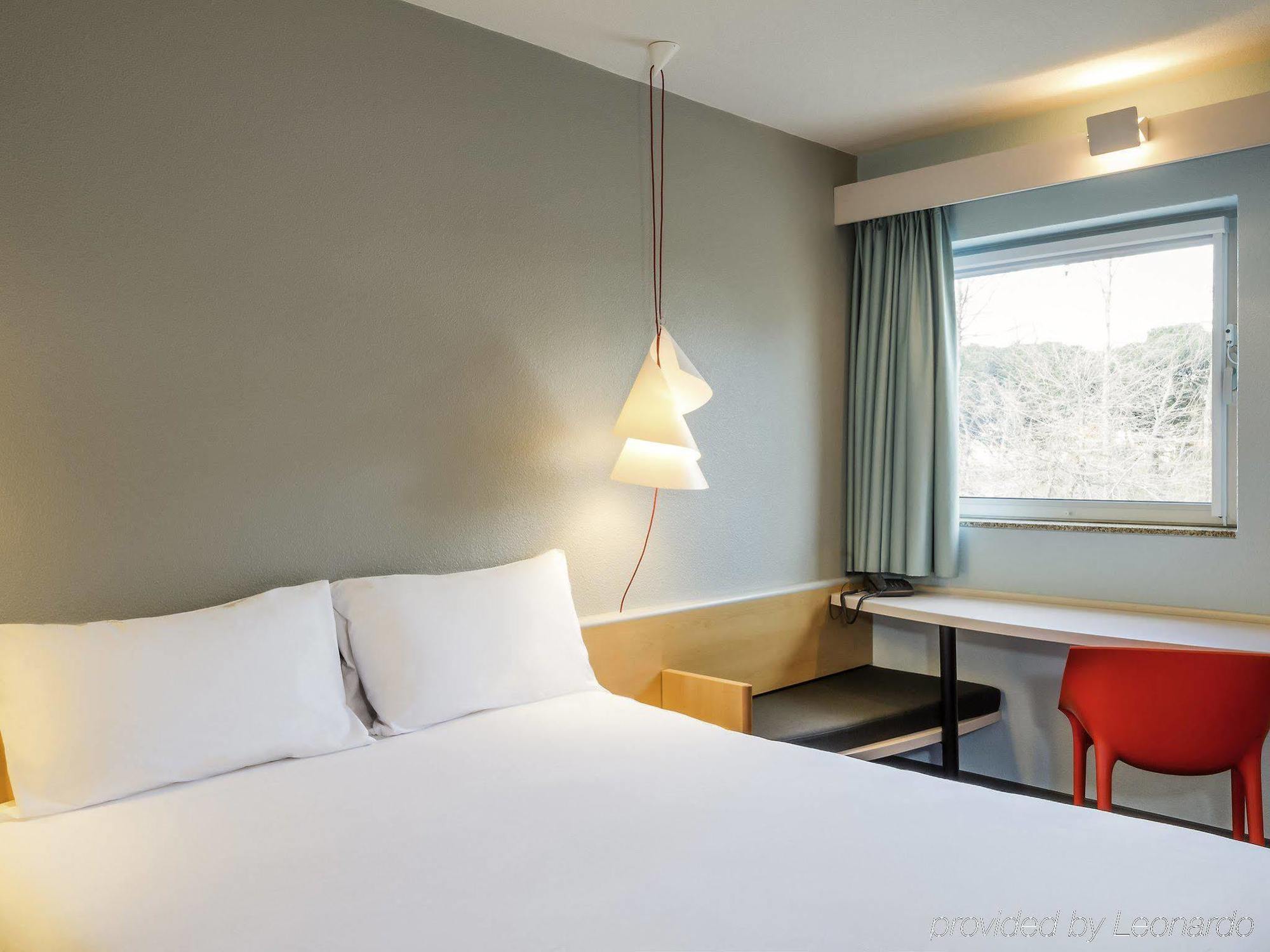 Hotel Ibis Porto Sao Joao Luaran gambar